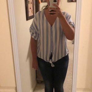 Size large knot shirt